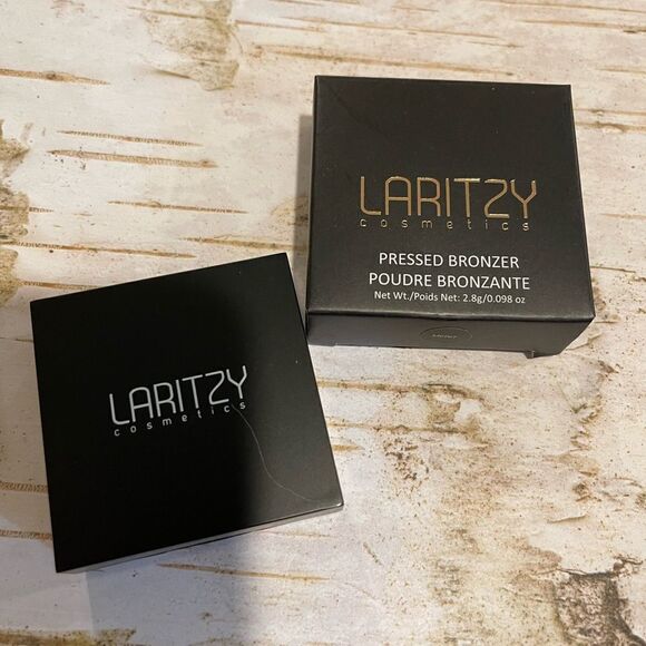 😎 Laritzy Pressed Bronzer - Merit - Picture 4 of 6